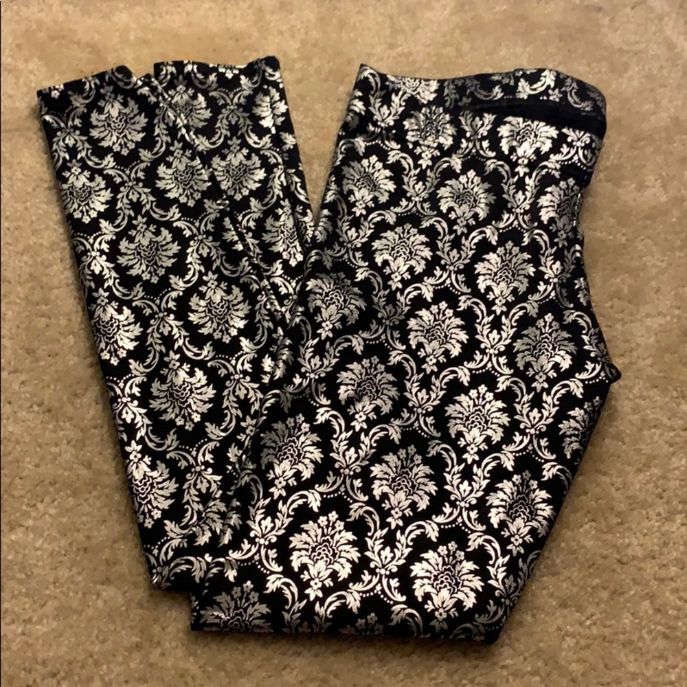 Wallpaper Shiny Shiny (And High-Waisted!) Leggings